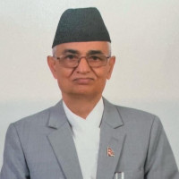 विद्यार्थीलाई न्यानो पोसाक